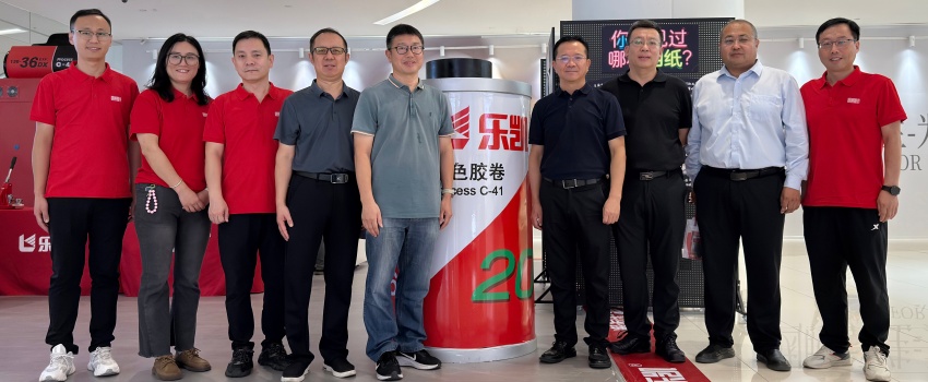 樂凱膠片國慶亮相保定萬博廣場，8天沉浸式體驗點燃市民光影熱情